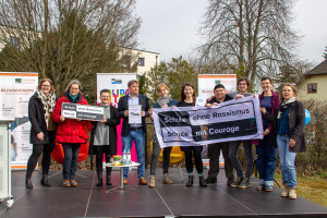 Lisa Wesemann, Birgit Monteiro, Birgit Schulz, (v. li.) und Mitglieder der Initiativgruppe